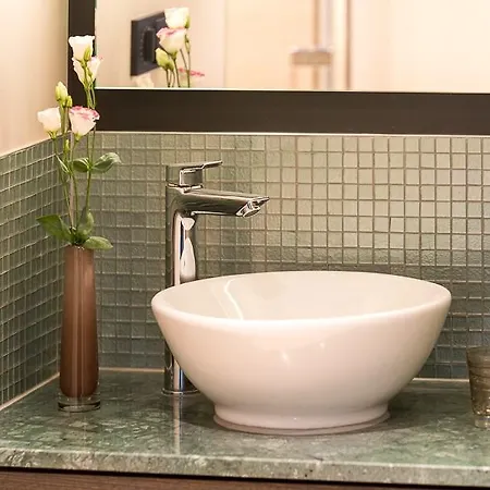 Hotel Leonardo Royal