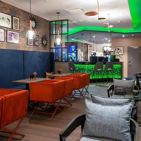 Hotel Leonardo Royal 4*