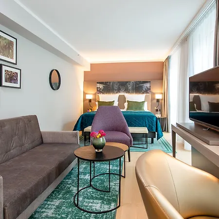 Leonardo Royal Hotel 4*