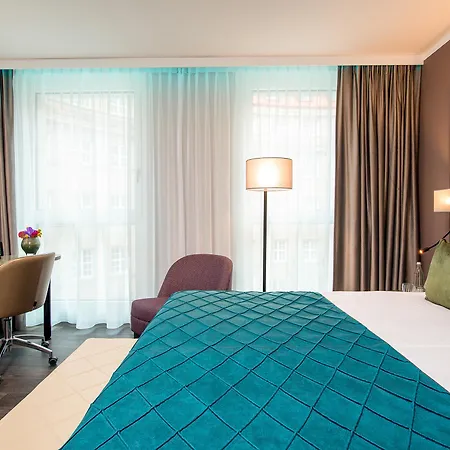 Hotel Leonardo Royal 4*