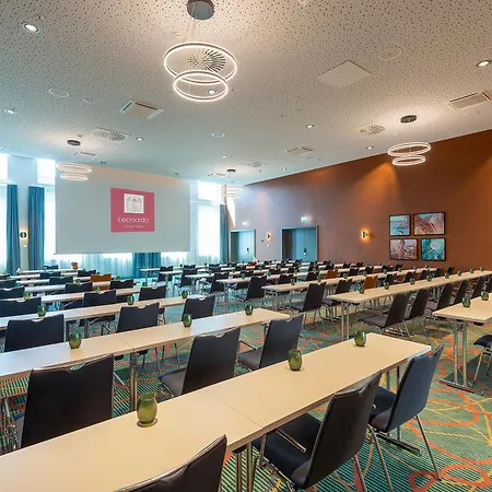 Hotel Leonardo Royal 4*