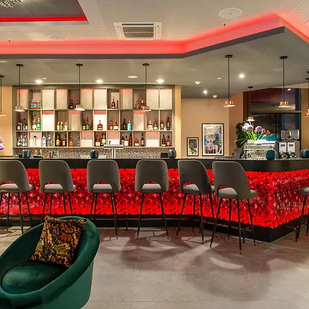 Hotel Leonardo Royal 4*