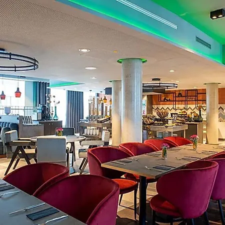 Hotel Leonardo Royal