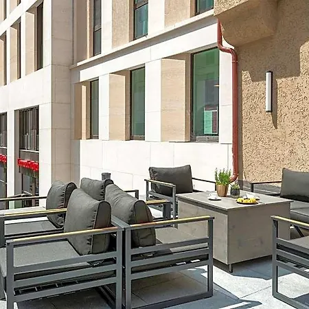 Leonardo Royal Hotel