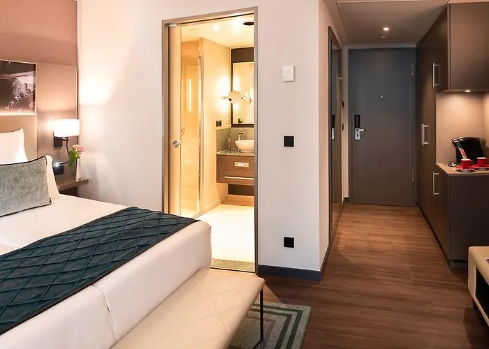 Leonardo Royal 4*